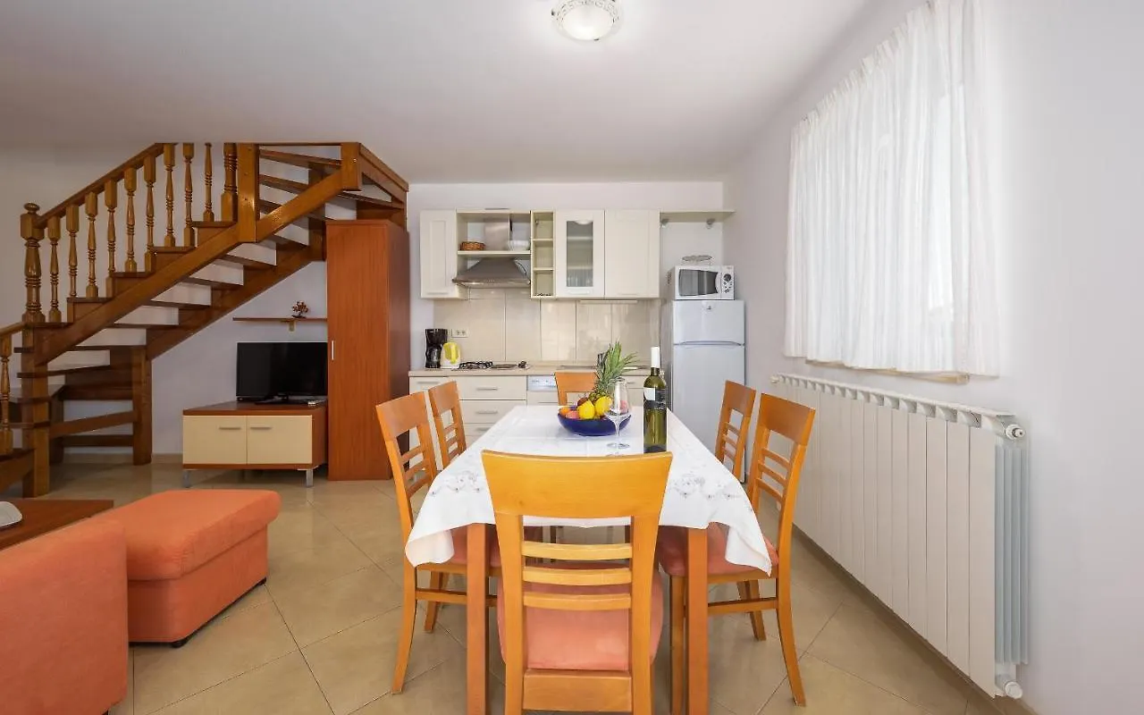 Family Friendly Apartments With A Swimming Pool Basanija, Umag - 3402 Savudrija 0*,  Croatia
