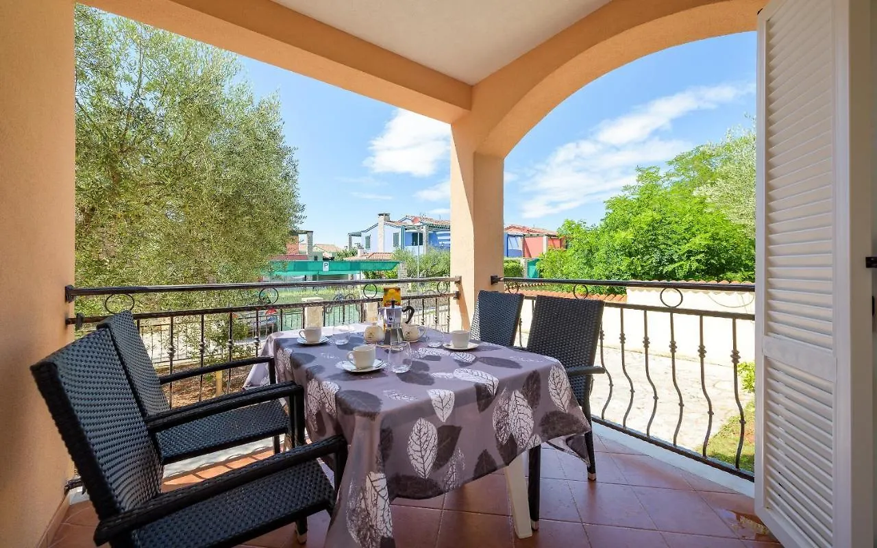 Family Friendly Apartments With A Swimming Pool Basanija, Umag - 3402 Savudrija Croatia