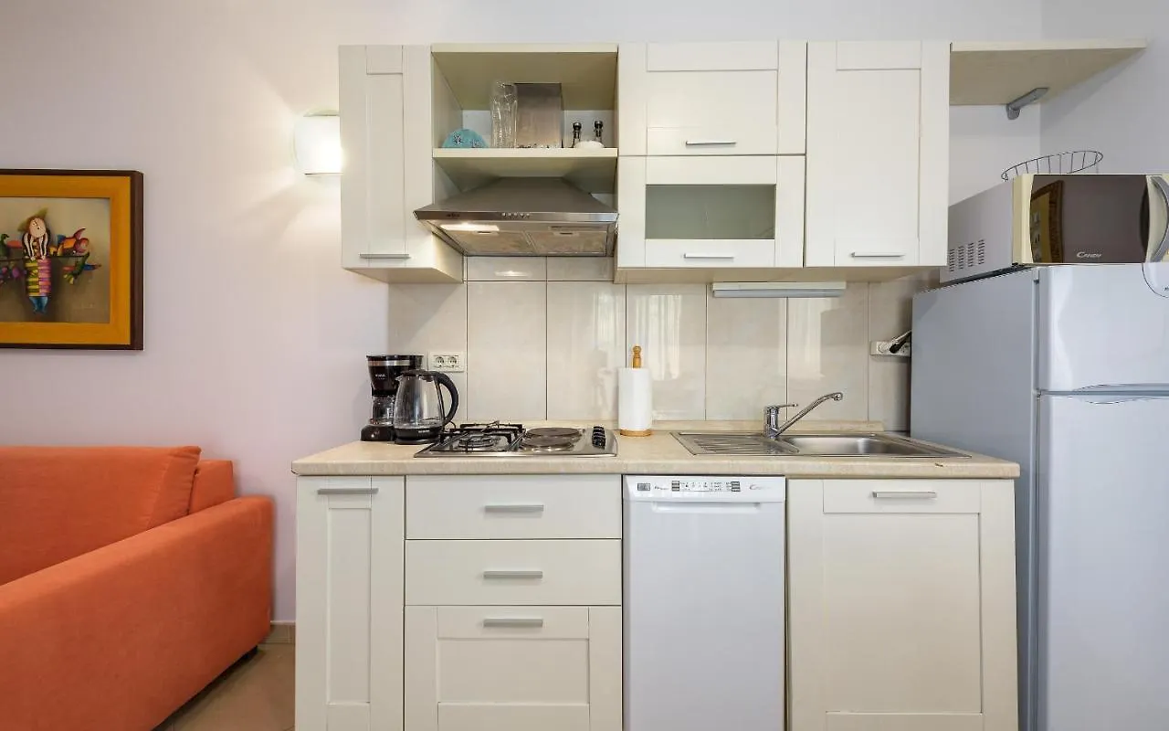 Family Friendly Apartments With A Swimming Pool Basanija, Umag - 3402 Savudrija