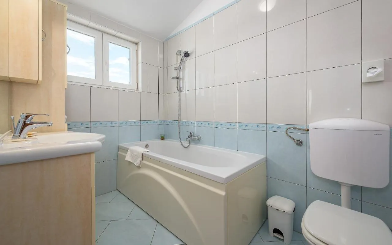 Family Friendly Apartments With A Swimming Pool Basanija, Umag - 3402 Savudrija