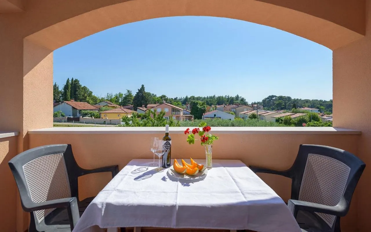 Family Friendly Apartments With A Swimming Pool Basanija, Umag - 3402 Savudrija Croatia