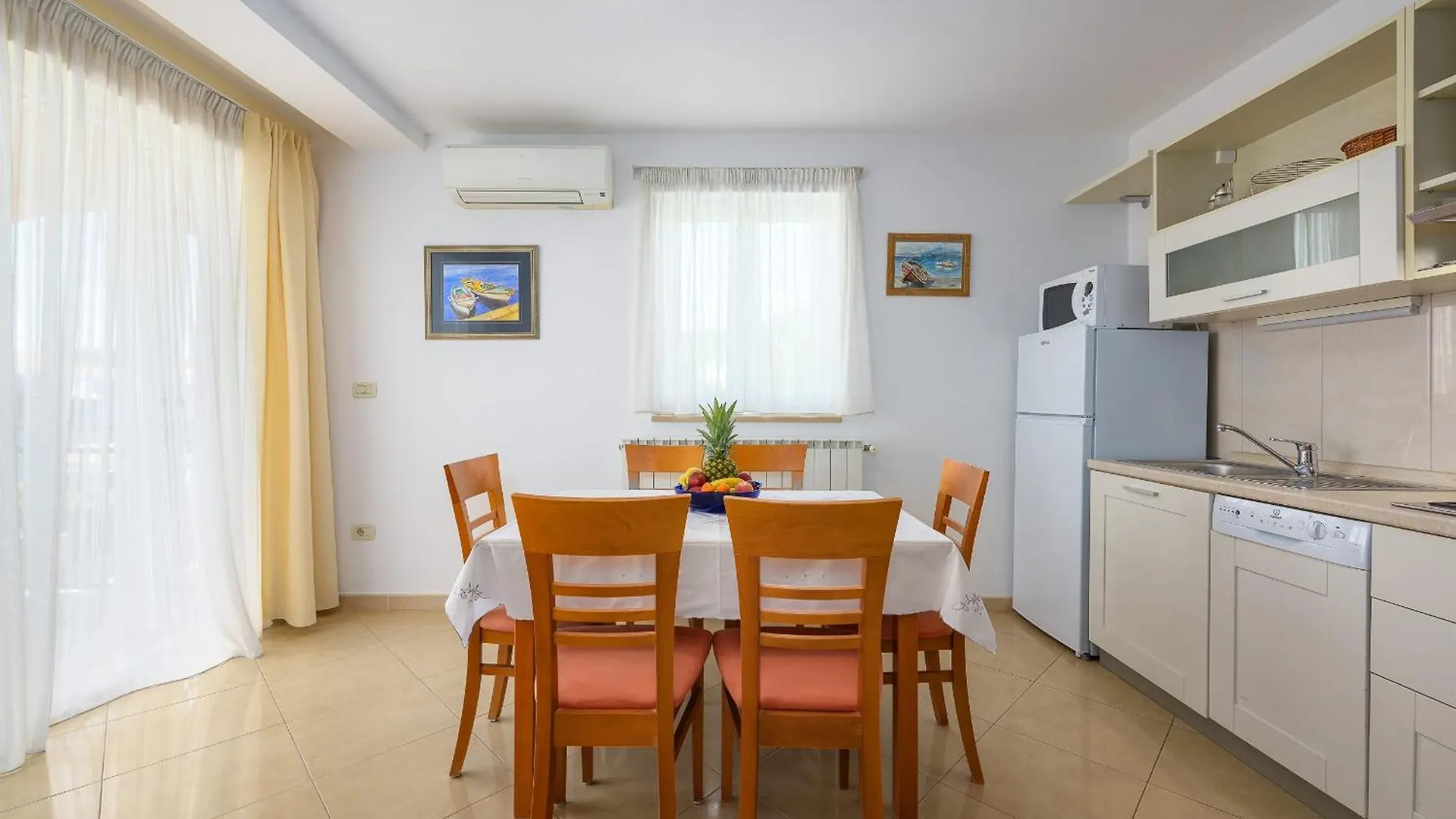 Family Friendly Apartments With A Swimming Pool Basanija, Umag - 3402 Savudrija