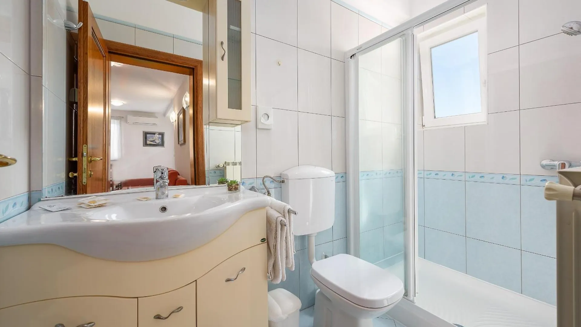 Family Friendly Apartments With A Swimming Pool Basanija, Umag - 3402 Savudrija